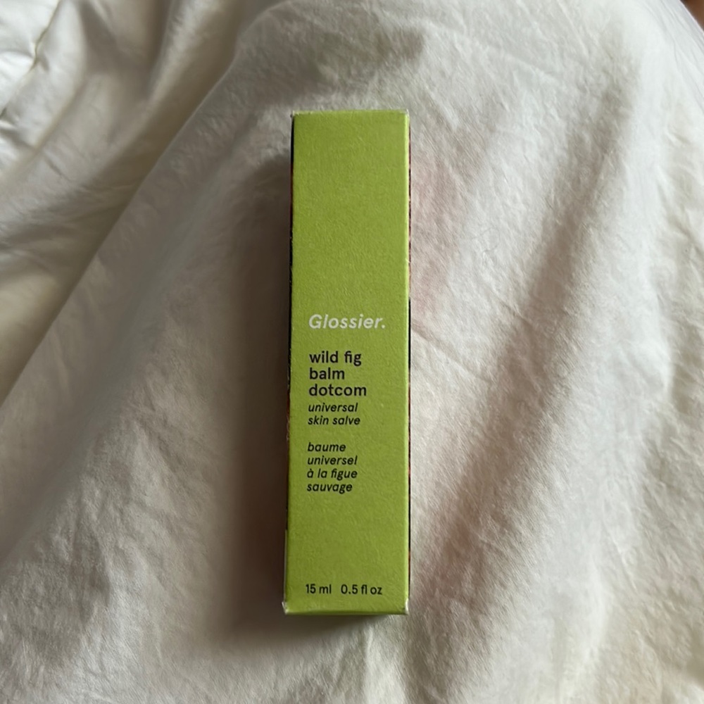 Glossier Wild Fig Balm Dot Calm
